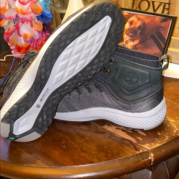 Timberland boots, barely worn! - Picture 1 of 3